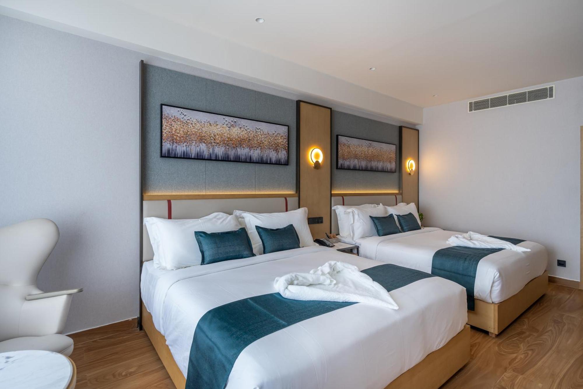 Copper Leaf Hotels, Tirunelveli Bagian luar foto